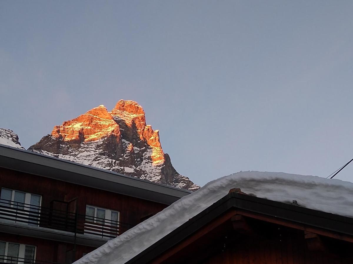 In Cervinia Center - 50Mt From Ski Slopes Apartment เบรยล์-แชร์วิเนีย ภายนอก รูปภาพ