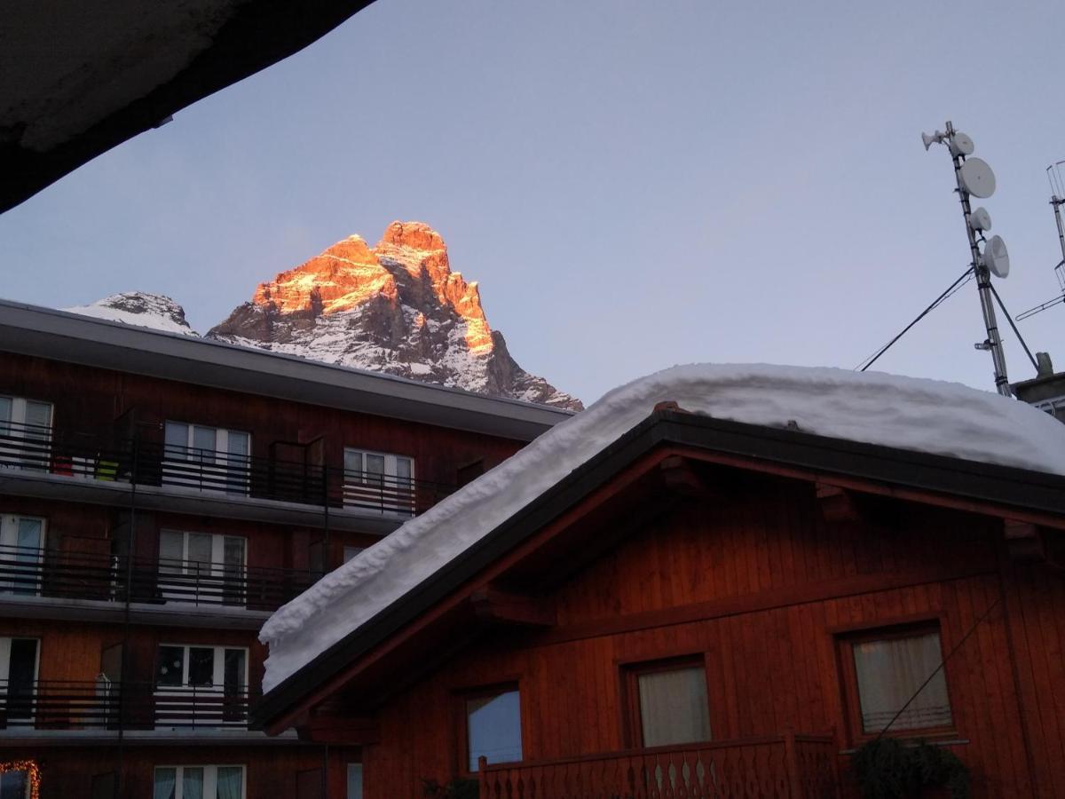 In Cervinia Center - 50Mt From Ski Slopes Apartment เบรยล์-แชร์วิเนีย ภายนอก รูปภาพ
